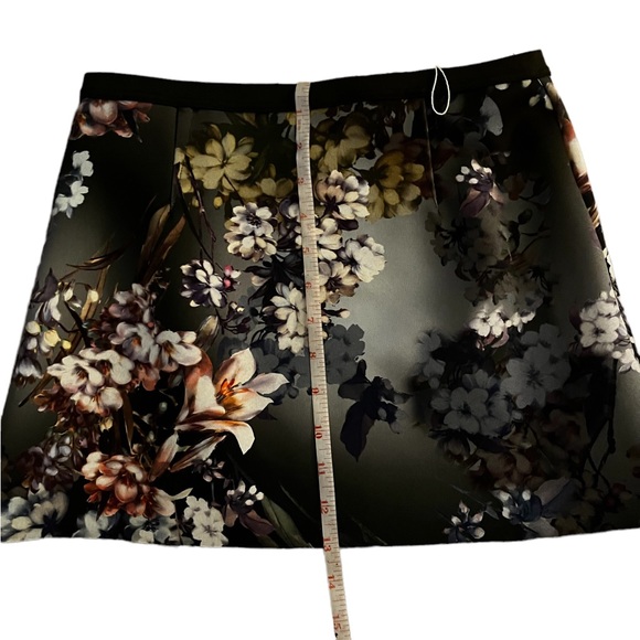 Bin 2C Top shop floral scuba mini skirt size 4 petite - Picture 6 of 7